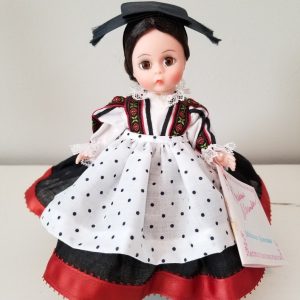 Madame Alexander Vintage International Sardinia # 509 New w/ Stand & Box