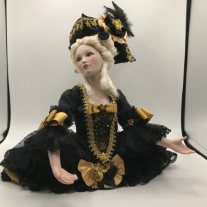 原創黑色女士瓷娃娃